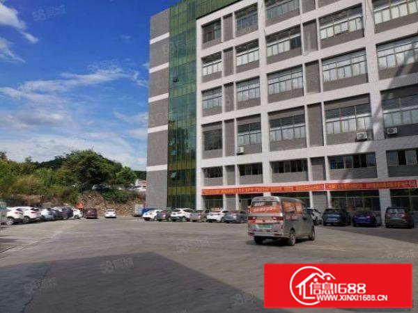 该厂房位于浮岗主干道旁，交通方便，人流量大，厂房南北通透，
