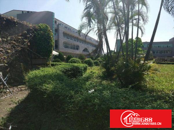 原房东独院高速路口厂房32000平米