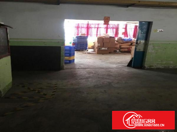 有200到400平方分租办公室有100平方出租