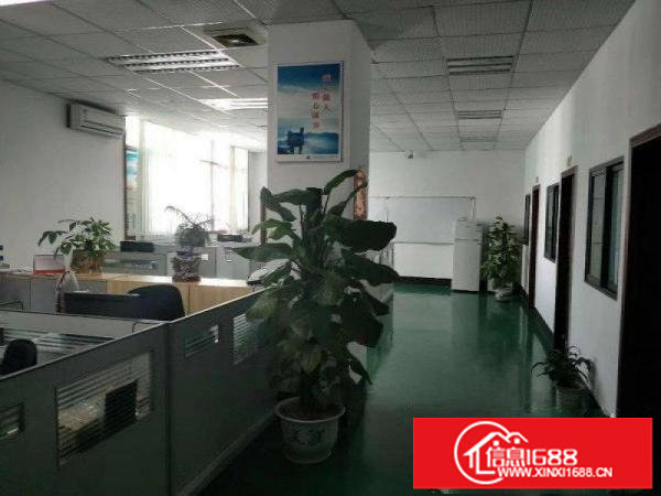 龙岗爱联三楼厂房1500平米现成装修带办公室出租
