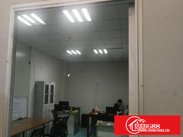 出租龙岗区龙城工业区标准厂房一楼750平方高度7米