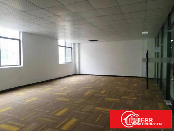 大浪英泰路新出楼上100平两室标准厂房出租