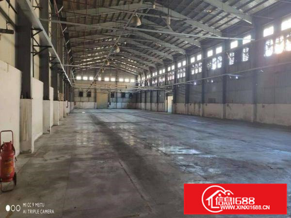 熔喷布机械行业厂房，面积9000方滴水10米电量充足可分租