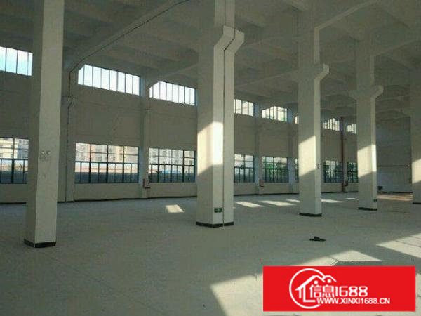 龙岗区坪地一楼2500平方米，带装修厂房出租;配电400