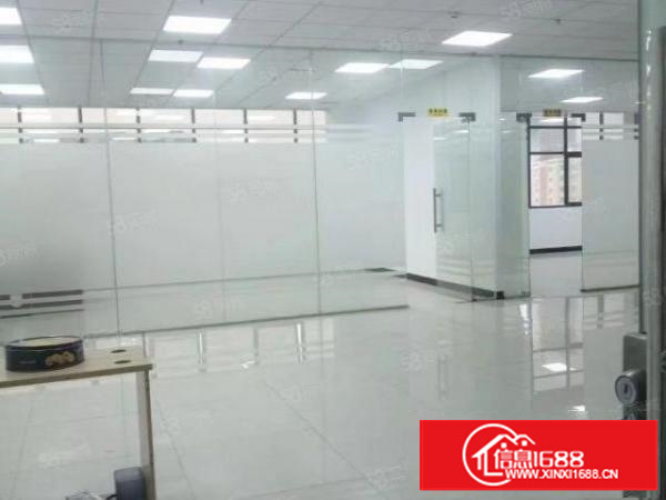 石排小面积300平方精装修空地大形象好