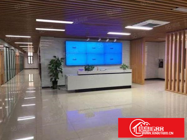 标准厂房楼上2000平方出租，现成超豪华装修办公室，水电齐全