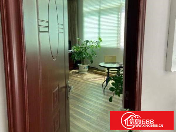 观澜大道地铁口一楼仓库20元720平