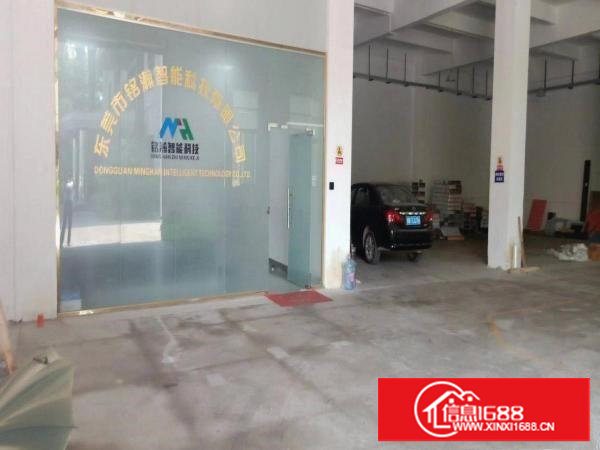 塘厦林村标准一楼厂房550平方，水电齐全，现成办公室