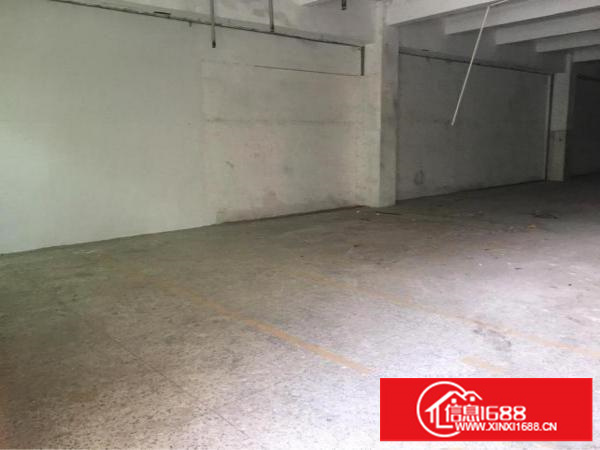 五和地铁站附近一楼680平带装修厂房出租