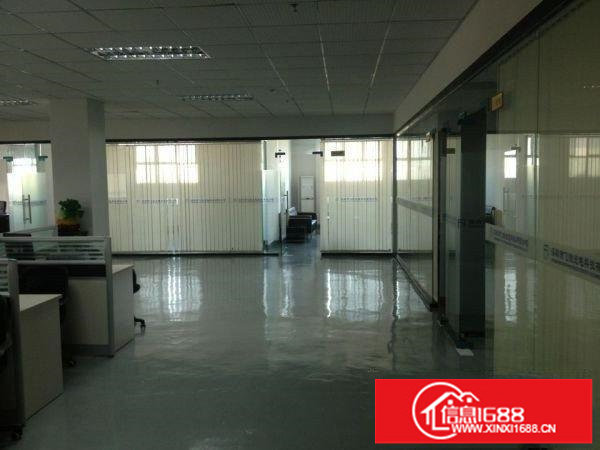 平湖荔园市场附近精装修一楼纯办公室出租100平150平