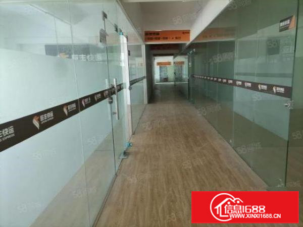 寮步凫山商业街附近带装修800平方厂房出租