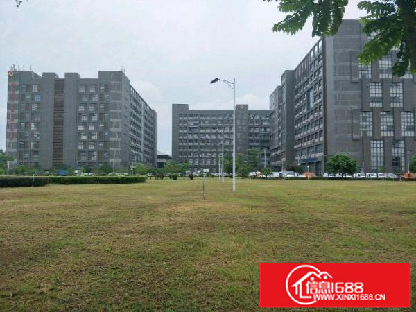 龙岗布吉新出大工业区2200平厂房租20带消防