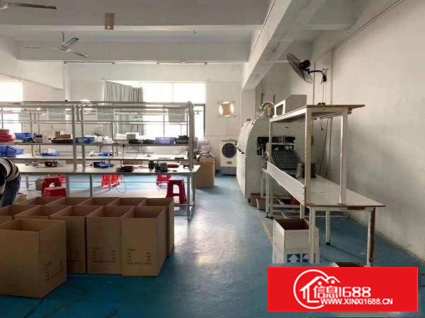 长安上沙实业客转租电子车间楼上350平方，现成办公室，主线