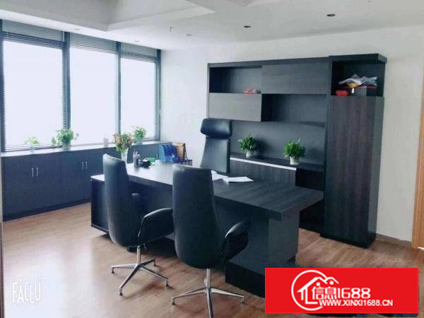 布吉杨美地铁口附近新出楼上300平带精装修红本写字楼出租