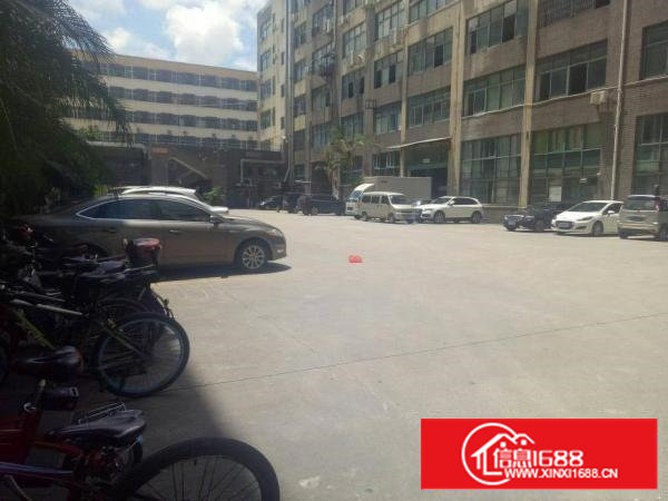 地段好，楼层高，大货梯，出车方便，宜招工，