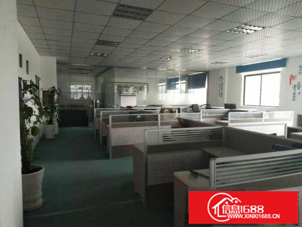 布吉高新产业园新出装修厂房3400平原房东招租可分