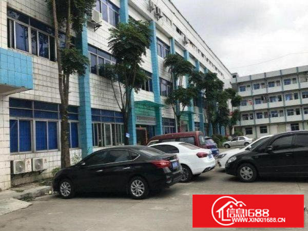 横岗旱塘村二楼500平电梯厂房出租，水电到位