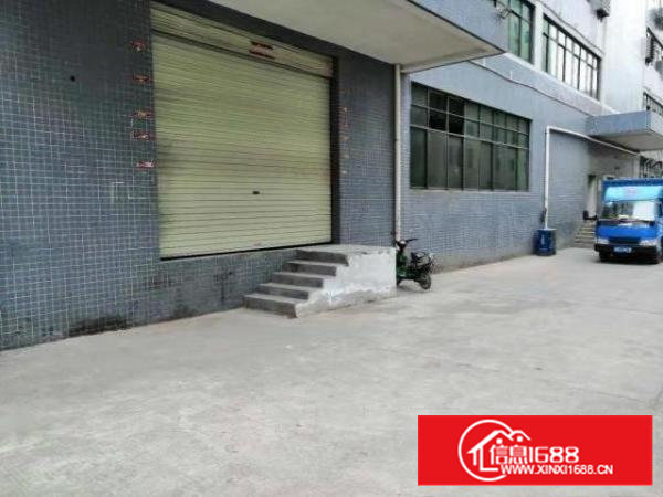 出租宝安石岩宏发工业园一楼850平方卸货平台标准厂房