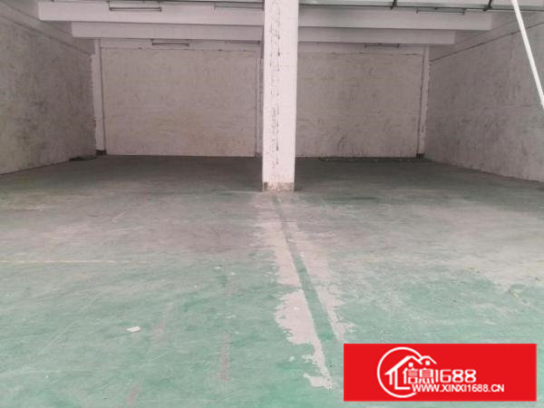 天花吊顶装饰美观，空地大，停车位充足，可随意进出大货车！！！