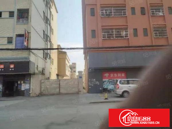 石排标准厂房两层3200平米，现成水电，精装办公室