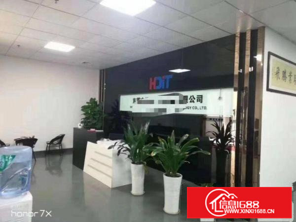 出租清溪镇清溪城区300平方厂房，现成办公室，水电齐全