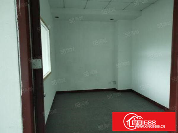 业主出租厂房三楼面积900平方米租10元每平米