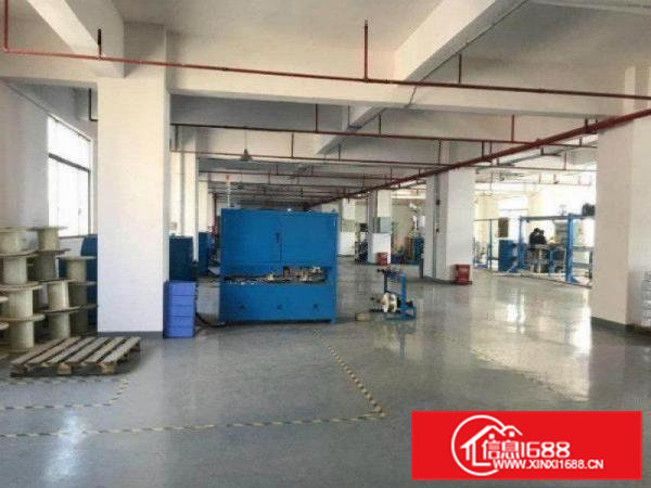 凤岗天堂围工业区厂房每层1500平方！可分层出租！现成装修