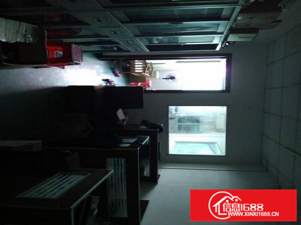 惠州秋长标准厂房(五楼)800平方，精装修现成办公