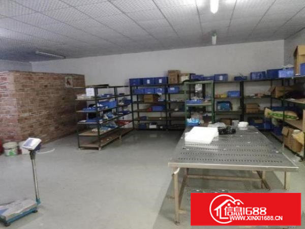 宝安大道边上2楼650平精装修厂房，拎包生产