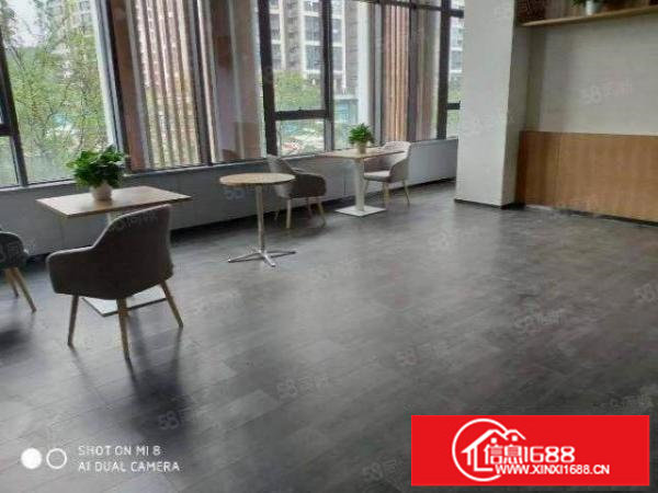 龙岗地铁3号线新出厂房3楼500平电商.贸易.办公厂房带装修