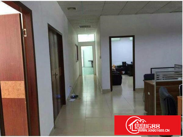 坂田上雪工业厂房带装修800平方米出租