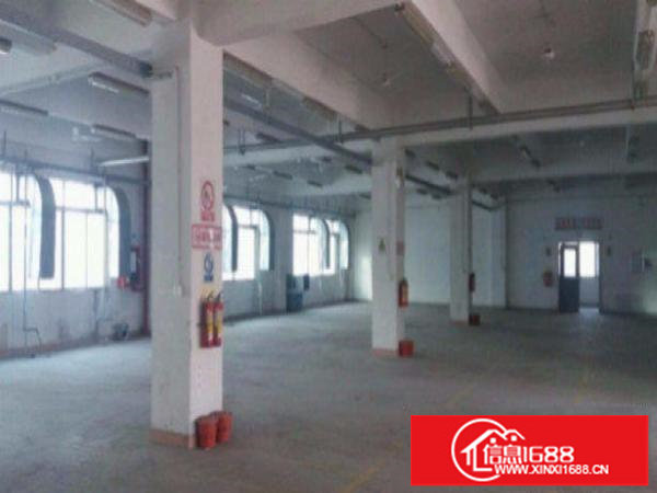 横岗六约地铁站标准厂房一楼1350平出租带精装修水电齐全