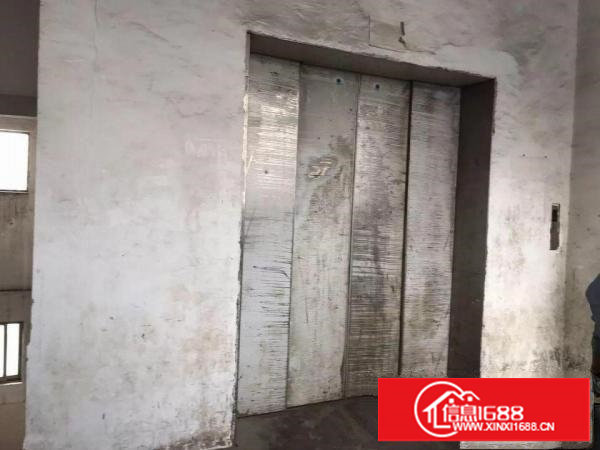 塘厦新出楼上厂房576平方超实惠招租