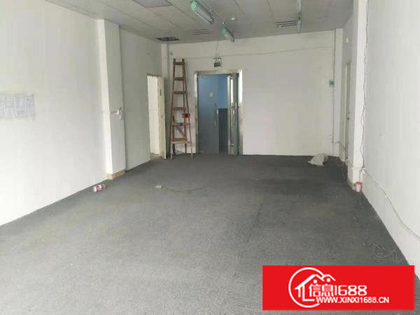 星河南坑第三工业园区附近新出楼上188平标准厂房出租