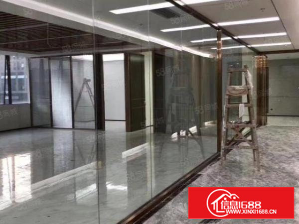 ！！！地铁口地铁口厂房楼上165平方带精装修出租