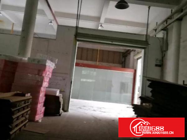 厂房出租，地段方便，村内需交停车费！