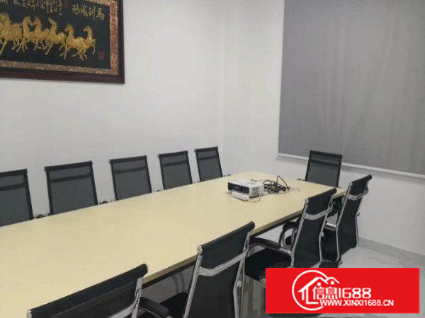 布吉（丹竹头）新出楼上560平方带装修厂房招租！