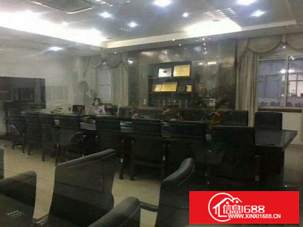 坑梓金沙原房东2楼分租1000平带喷淋送办公装修招商