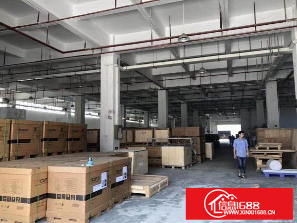 横岗永湖地铁口新出单一层7米厂房仓库8000平米可分租