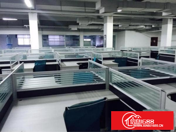 清溪镇新出楼上带装修厂房出租