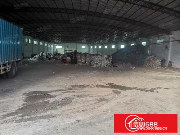 大岭山工业园新出1300钢构厂房出租，空地大，带卸货平台