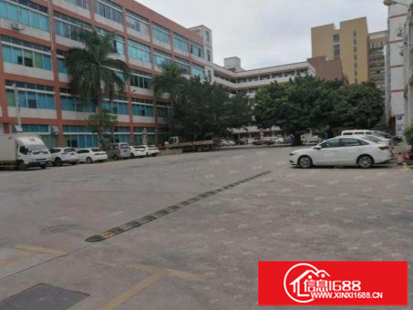 平湖原房东独院红本标准厂房17000平出租300平起分