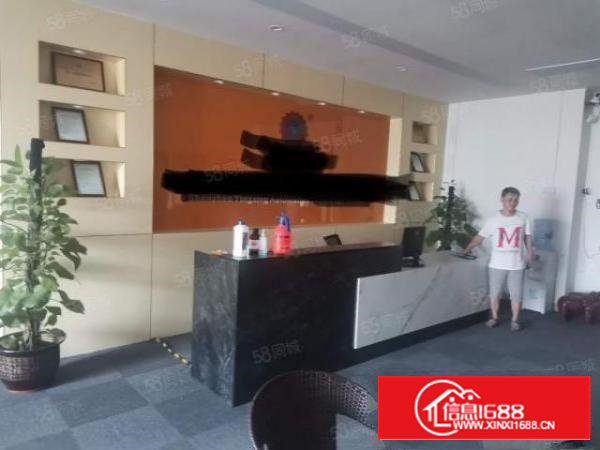 石岩应人石新出楼上豪华装修厂房500平，适合电子办公行业