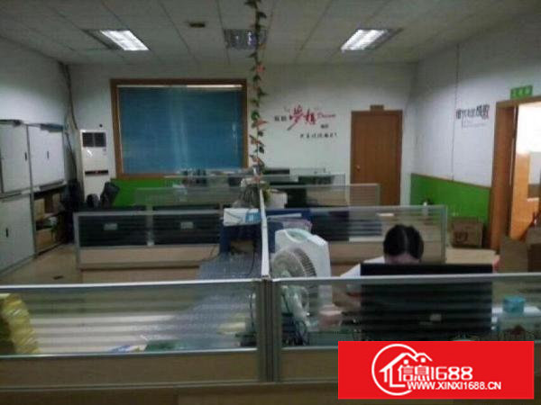 横岗六约地铁站带装修二楼1350平米实际面积出租