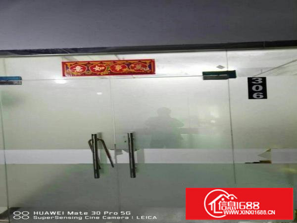 出租横岗新出楼上140平方精装修厂房仓库