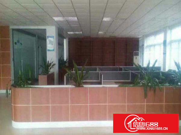 龙岗区五联一楼厂房1100平米楼上可出租带行车