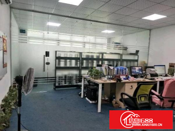 整体转租，跟物业签合同，去年装修的很干净