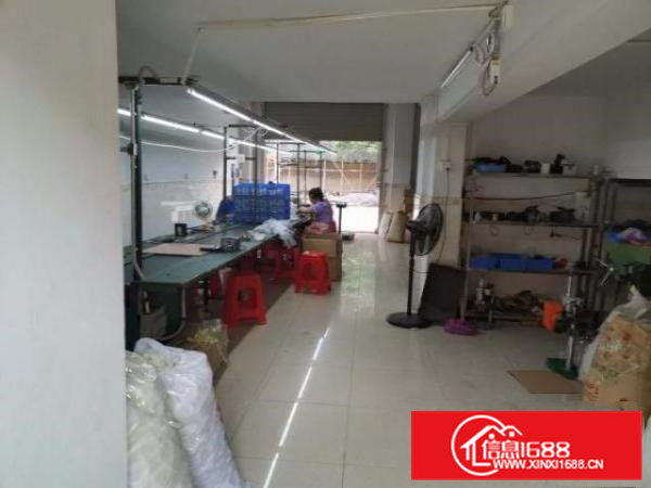 位置好，面积大，安静，有阁楼厕所