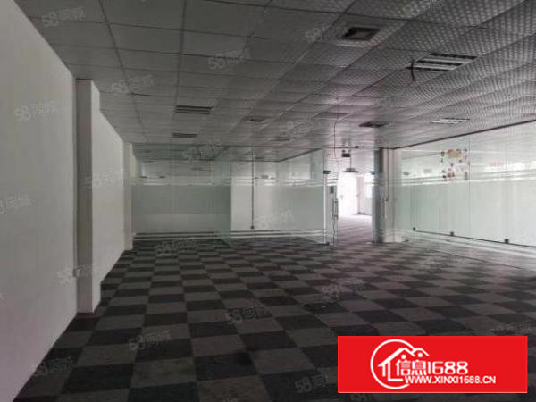 大王山总站旁电子厂房800平带装修无转让费