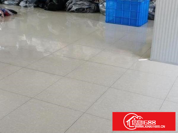 电梯房五楼交通上货方便